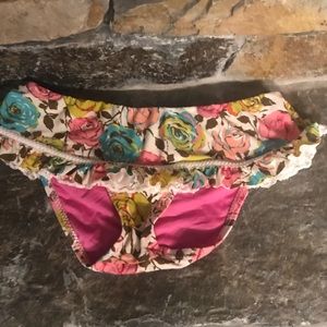 Betsy Johnson swim bottoms